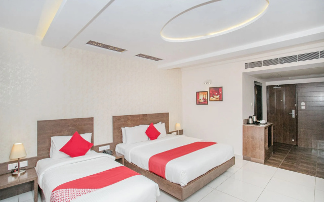 Capital O 6593 West Fort Hotel
