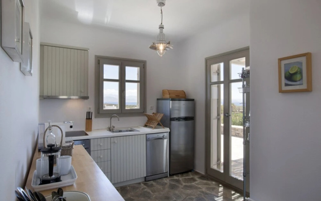 Serene Holiday Villa - Views, nr Best Family Beach by VillaRentalsgr