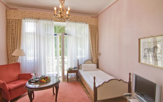 Panacee Grand Hotel Rmerbad