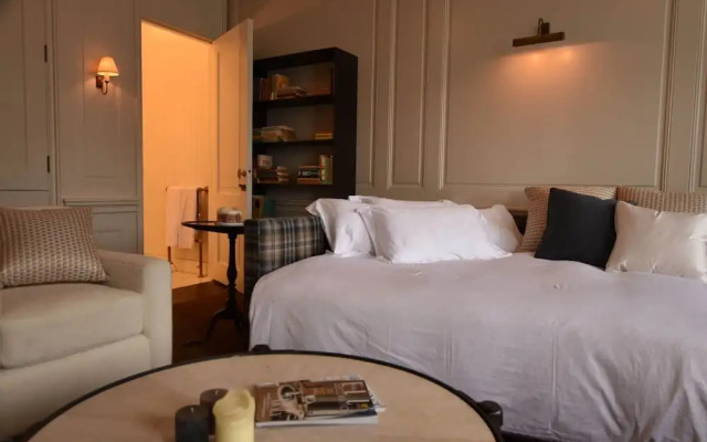 Grand Townhouse in Harlingen near Beach