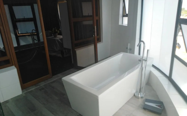 Equestrian Royal Boutique Hotel & Spa