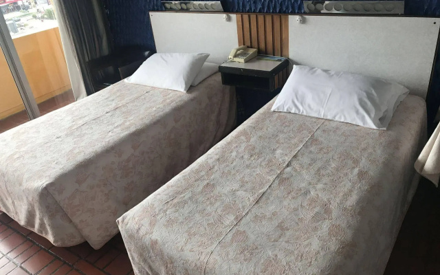 Savoy Inn
