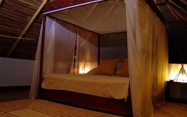 Punta Caracol Acqua Lodge