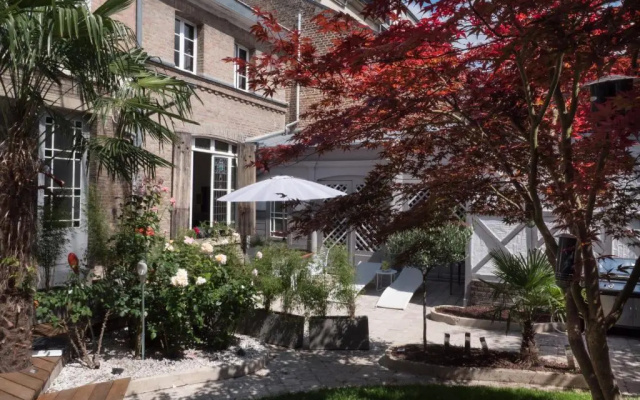 Une Maison En Ville Chambre d'Hotes