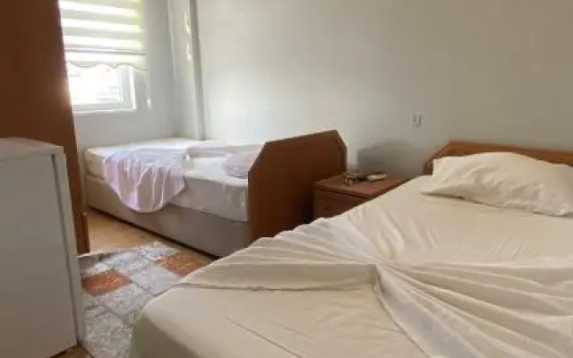 Lera Hotel