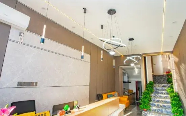 Home Inn Dalian Foreign Languages University Huayi Select Collection Hotel