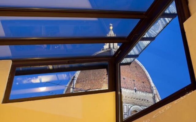 Отель Granduomo Charming Accomodation Италия, Флоренция - отзывы, цены и фото номеров - забронировать отель Granduomo Charming Accomodation онлайн вид на фасад