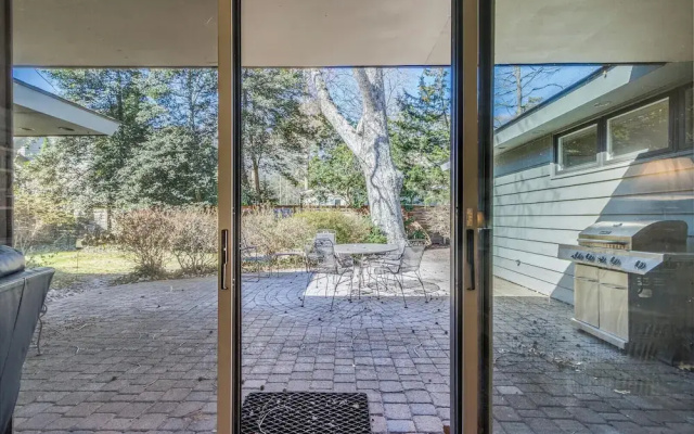 OAK Avenue 77