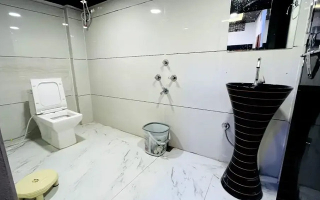 Goroomgo Pallav Guest House Ujjain