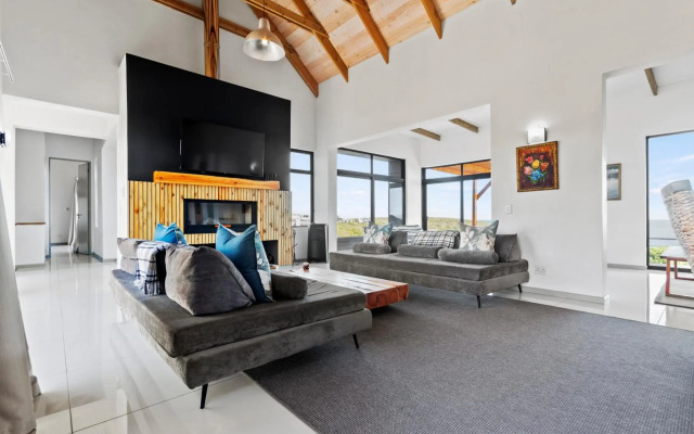 Romansbaai Moksha