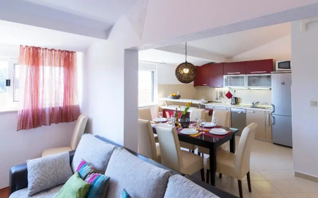 Apartments Iskra