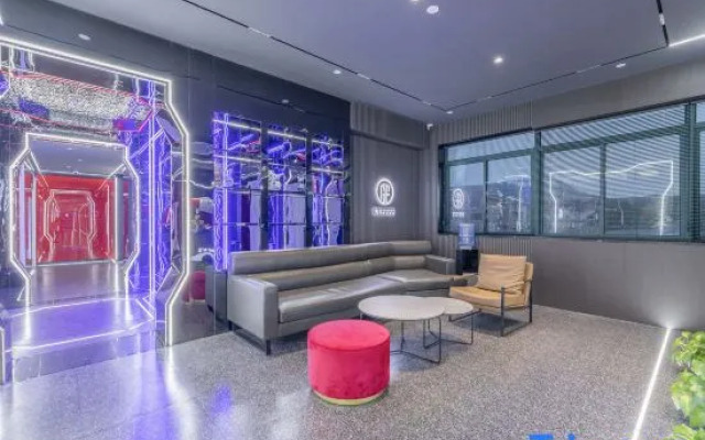 Gufeng E-Sport Hotel