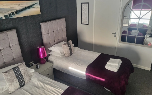 OYO Watton Vibe Hotel