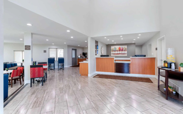 Antioch Inn and Suites