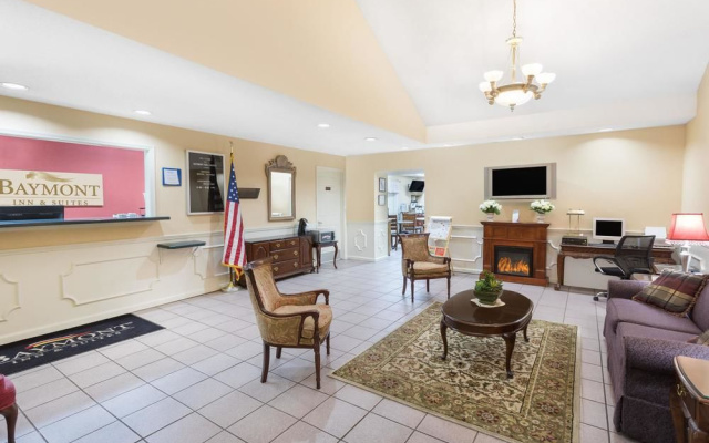 Baymont Inn & Suites Macon I-475