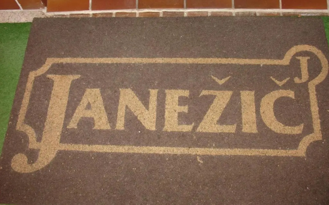 B&B Janezic