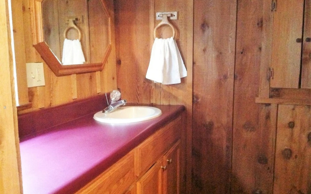 Cades Cove Hide Away