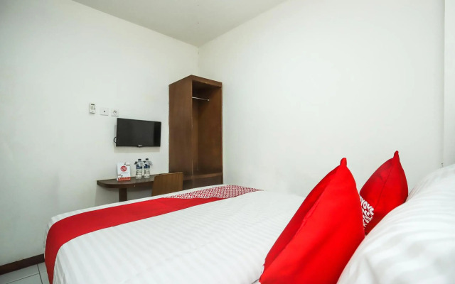 Super OYO 1582 Bungo Guest House