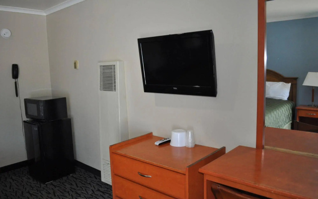 Salt Air Lodge