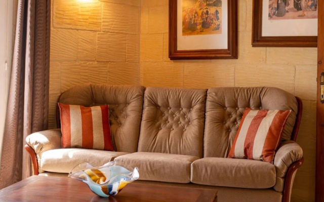 Sinjura - Xaghra Holiday Home