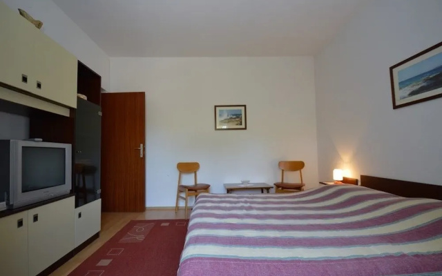 Apartment 23