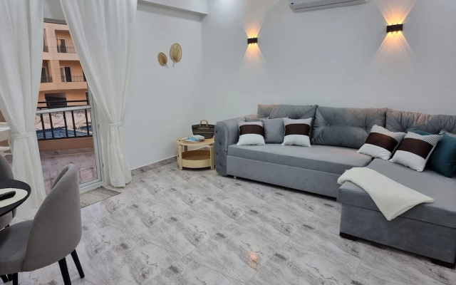 Stunning New 2-bed Apartment Near El Gouna
