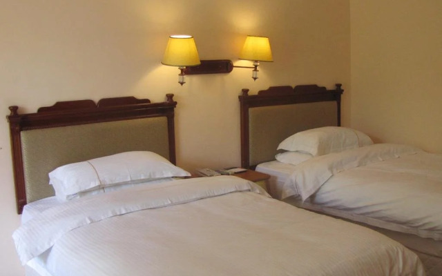 Zhuhai Yujingwan Holiday Hotel