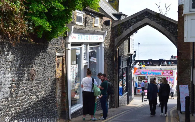Central Broadstairs Apartment Close to Beach