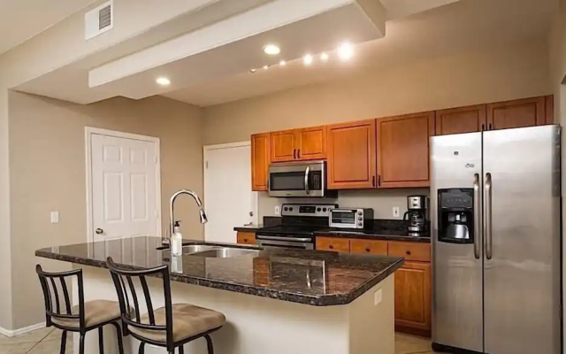 Wonderland By Signature Vacation Rentals