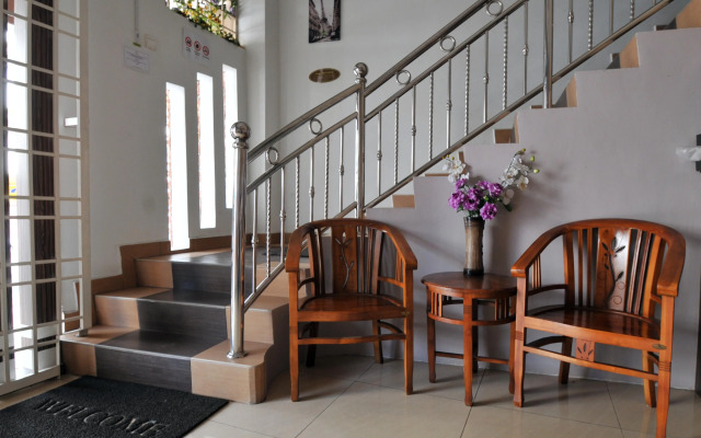 I-Winton Hotel