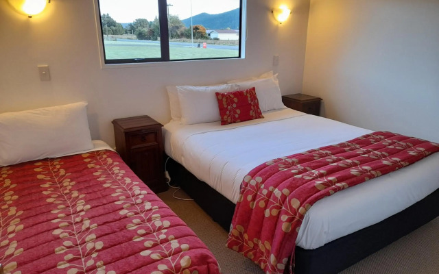 Lake Matheson Motel