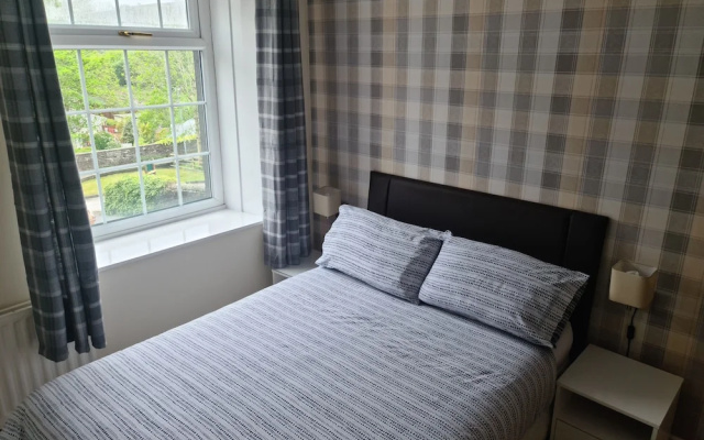 The Diggle Hotel