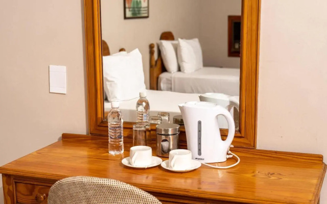 Ngwenya City Hotel
