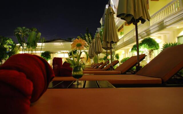 Windmill Resort Hotel Pattaya вид на фасад