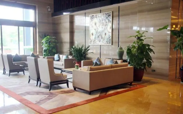 Zhong Lian Yuehai International Hotel