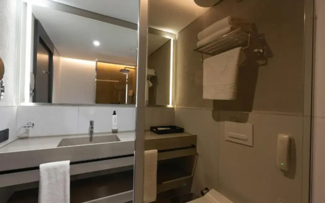 DDK Collection Hotel