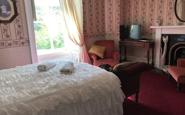 The Old Manse B&B