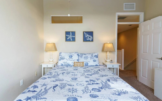 577 Little Harbor