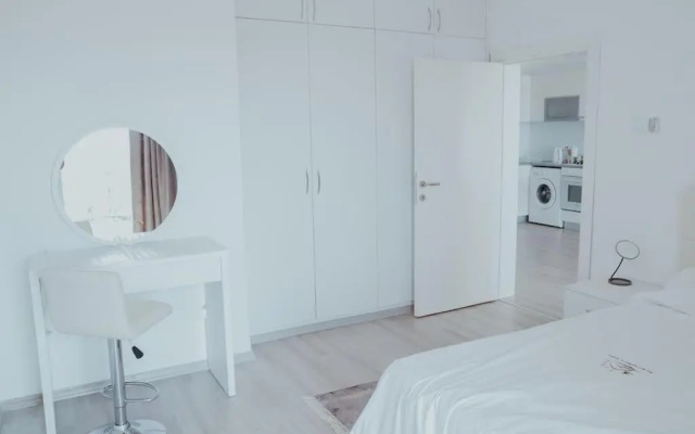 Luxury 1 Bed in Longbeach