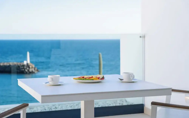Royal Marina Suites Boutique Hotel