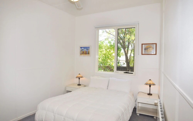 45 Halford - Pet Friendly