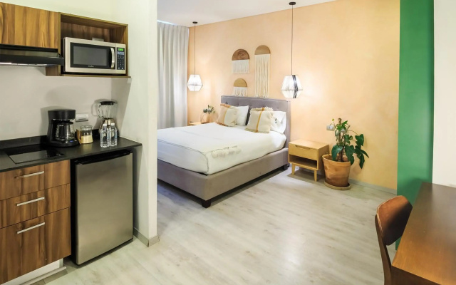 Apartments with Incredible View, Swimming Pool & Terrace by Tribu Sonata