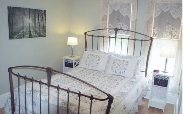 West Gate Bed and Breakfast