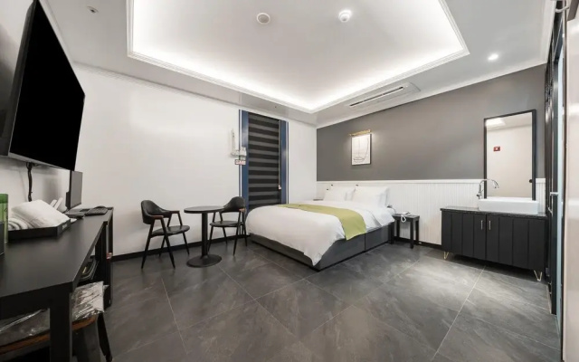 Muse Hotel