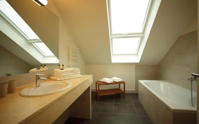 Appartement Schloß - Hohen Niendorf