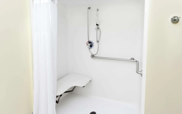 Baymont by Wyndham Fort Wayne
