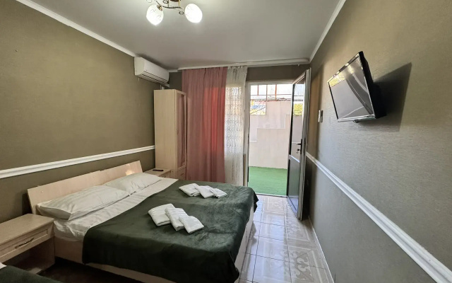 Sakura Guesthouse