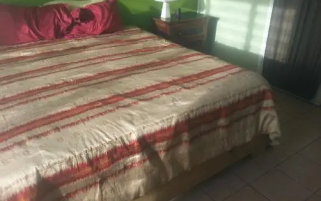 Apaula Stay-Inn