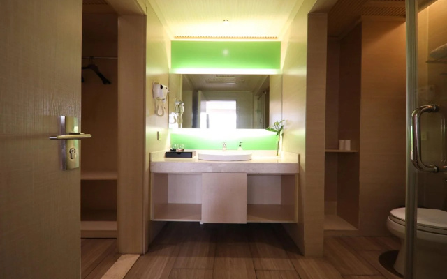 ibis Styles Yangzhou Gaoyou Bosideng Square