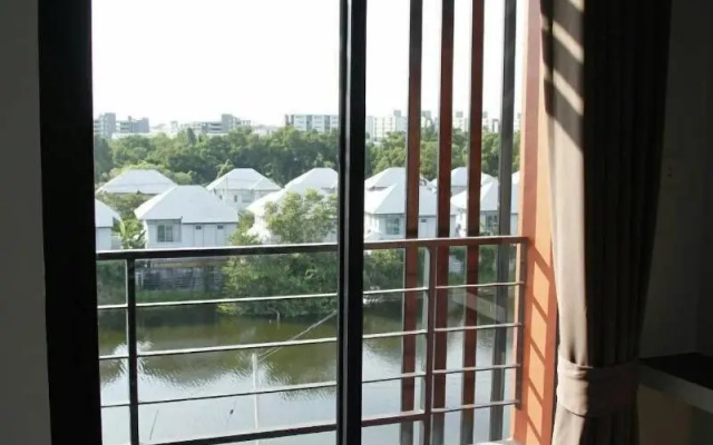 Bangkok Boutique Resort Rangsit